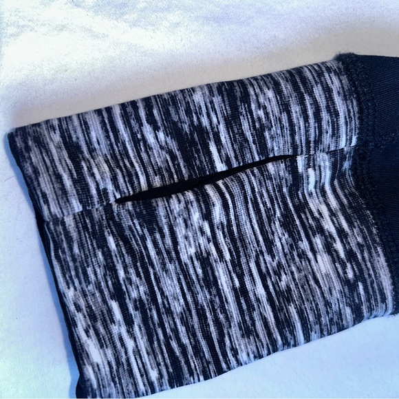 CABI Reversible Fitted Zip Front Stretch Sport Jacket~Size 6 - Picture 2 of 9